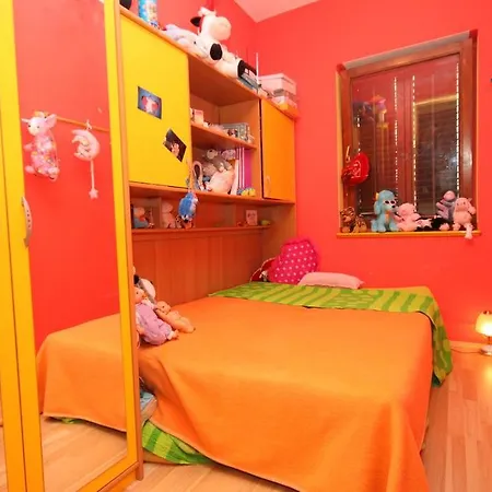 834c Apartment Kali